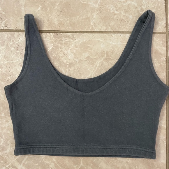 Brandy Melville charcoal gray Lydia crop tank - Picture 4 of 6